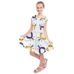 Pattern Circular Birds Kids  Short Sleeve Dress by BangZart