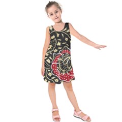 Art Batik Pattern Kids  Sleeveless Dress by BangZart