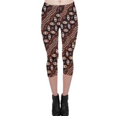 Art Traditional Batik Pattern Capri Leggings  by BangZart