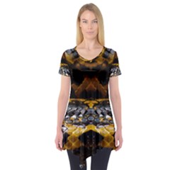 Textures Snake Skin Patterns Short Sleeve Tunic 