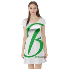 Belicious World  b  In Green Short Sleeve Skater Dress by beliciousworld