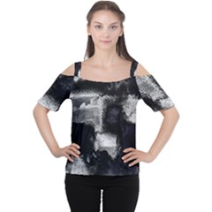 Ombre Cutout Shoulder Tee