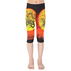 Halloween Landscape Kids  Capri Leggings 