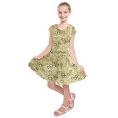 Heart Pattern Kids  Short Sleeve Dress by ValentinaDesign