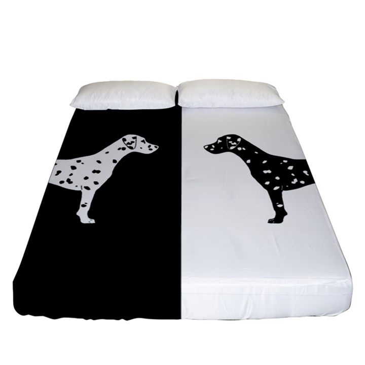 Dalmatian dog Fitted Sheet (Queen Size)