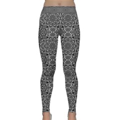 Oriental Pattern Classic Yoga Leggings by ValentinaDesign