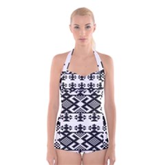 Model Traditional Draperie Line Black White Triangle Boyleg Halter Swimsuit 