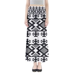 Model Traditional Draperie Line Black White Triangle Full Length Maxi Skirt