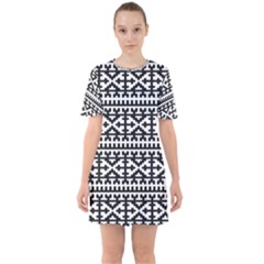 Model Traditional Draperie Line Black White Sixties Short Sleeve Mini Dress by Mariart