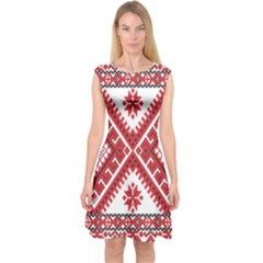 Model Traditional Draperie Line Red White Triangle Capsleeve Midi Dress by Mariart