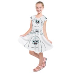 Yeti - I Saw A Man Kids  Short Sleeve Dress by Valentinaart