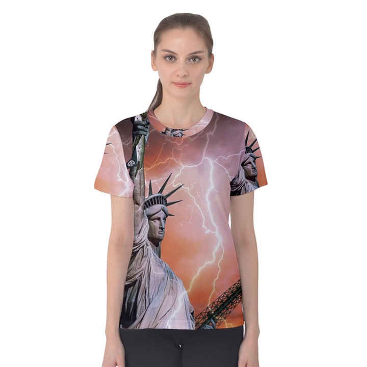 Statue Of Liberty New York Women s Cotton Tee