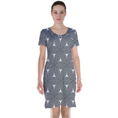 Seamless Weave Ribbon Hexagonal Short Sleeve Nightdress by Nexatart