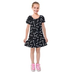 Fish Bones Pattern Kids  Short Sleeve Velvet Dress by Valentinaart