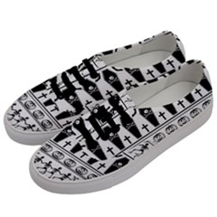 Halloween Pattern Men s Classic Low Top Sneakers