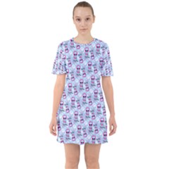 Pattern Kitty Headphones  Sixties Short Sleeve Mini Dress by iCreate