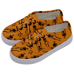 Halloween Skeletons  Kids  Classic Low Top Sneakers