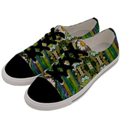 Bread Sticks And Fantasy Flowers In A Rainbow Men s Low Top Canvas Sneakers