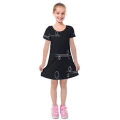 Feedback Loops Motion Graphics Piece Kids  Short Sleeve Velvet Dress