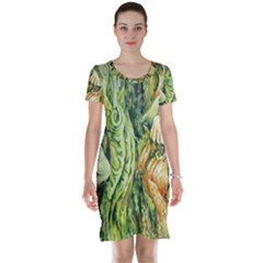 Chung Chao Yi Automatic Drawing Short Sleeve Nightdress by Celenk