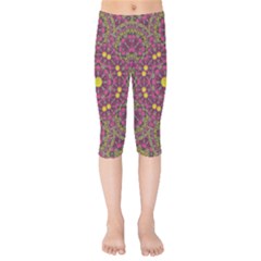 Butterflies  Roses In Gold Spreading Calm And Love Kids  Capri Leggings 