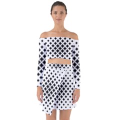 Square Pattern Monochrome Off Shoulder Top With Skirt Set