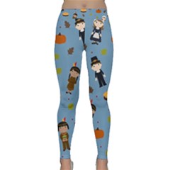 Pilgrims And Indians Pattern - Thanksgiving Classic Yoga Leggings by Valentinaart