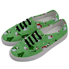 Snowman Pattern Men s Classic Low Top Sneakers