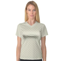 Rich Cream Stitched And Quilted Pattern V-neck Sport Mesh Tee