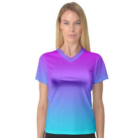 Pattern V-neck Sport Mesh Tee by gasi