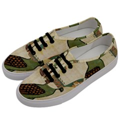 Egyptian Paper Papyrus Bird Men s Classic Low Top Sneakers