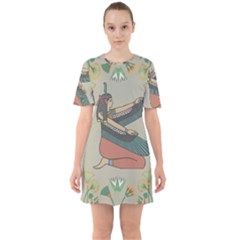 Egyptian Woman Wings Design Sixties Short Sleeve Mini Dress