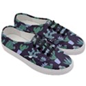 Cactus Pattern Women s Classic Low Top Sneakers View3