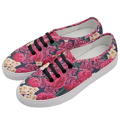 Pink Roses And Daisies Women s Classic Low Top Sneakers