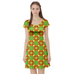 Pattern Texture Christmas Colors Short Sleeve Skater Dress by Celenk