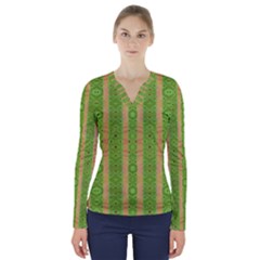 Seamless Tileable Pattern Design V-neck Long Sleeve Top by Celenk