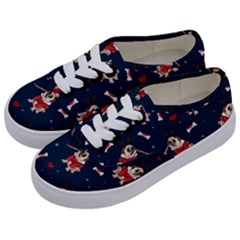 Pug Xmas Pattern Kids  Classic Low Top Sneakers by Valentinaart