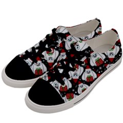 Yeti Xmas Pattern Men s Low Top Canvas Sneakers by Valentinaart