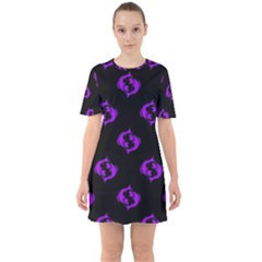 Purple Pisces On Black Background Sixties Short Sleeve Mini Dress