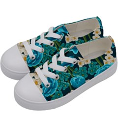 Light Blue Roses And Daisys Kids  Low Top Canvas Sneakers