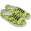 Pale Green Butterflies Pattern Women s Classic Low Top Sneakers View3