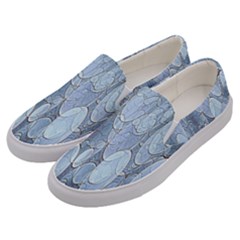 Bubbles Texture Blue Shades Men s Canvas Slip Ons