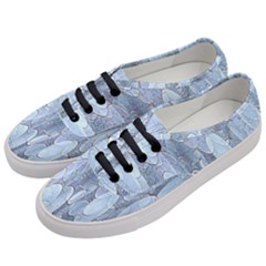 Bubbles Texture Blue Shades Women s Classic Low Top Sneakers