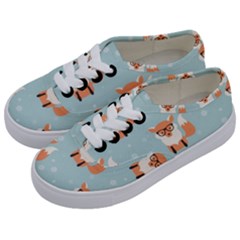 Cute Fox Pattern Kids  Classic Low Top Sneakers by Bigfootshirtshop