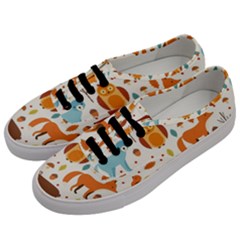 Woodland Friends Pattern Men s Classic Low Top Sneakers