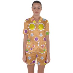 Floral Flowers Retro 1960s 60s Satin Short Sleeve Pyjamas Set