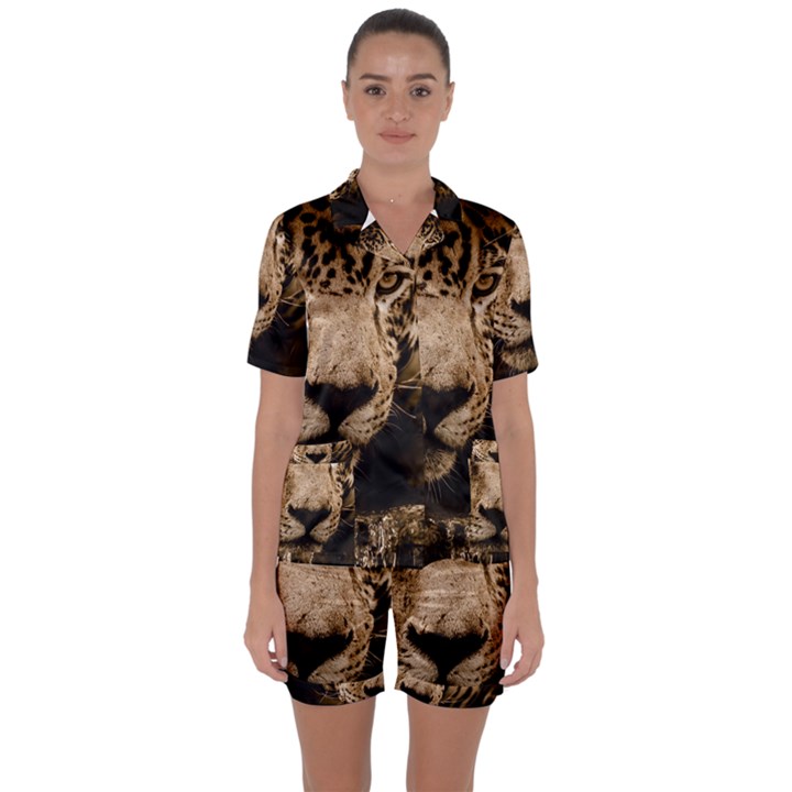 Jaguar Water Stalking Eyes Satin Short Sleeve Pyjamas Set