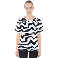 Polynoise Bw V-Neck Dolman Drape Top