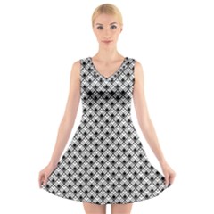 Geometric Scales Pattern V-neck Sleeveless Skater Dress by jumpercat