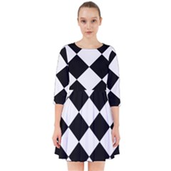 Grid Domino Bank And Black Smock Dress